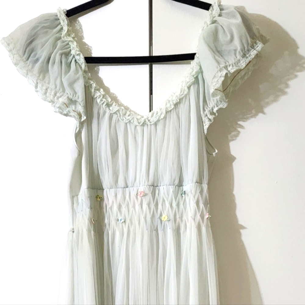 Vintage Gold Stripe Nightgown. Stretch fit.